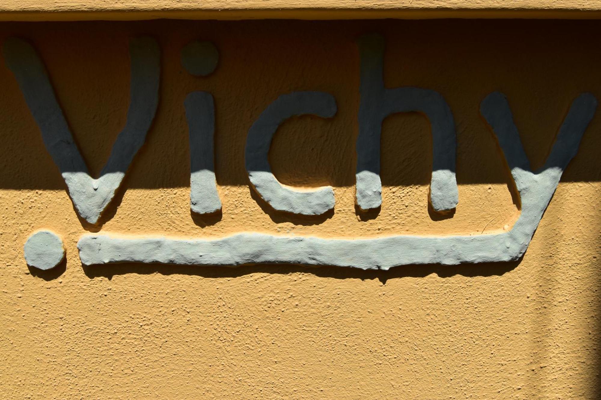 Vichyenichy Morena Quarto foto